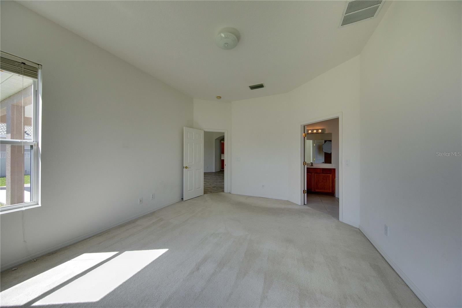 VILLAGES AT PINETREE SPRUCE PI - Residential Lease