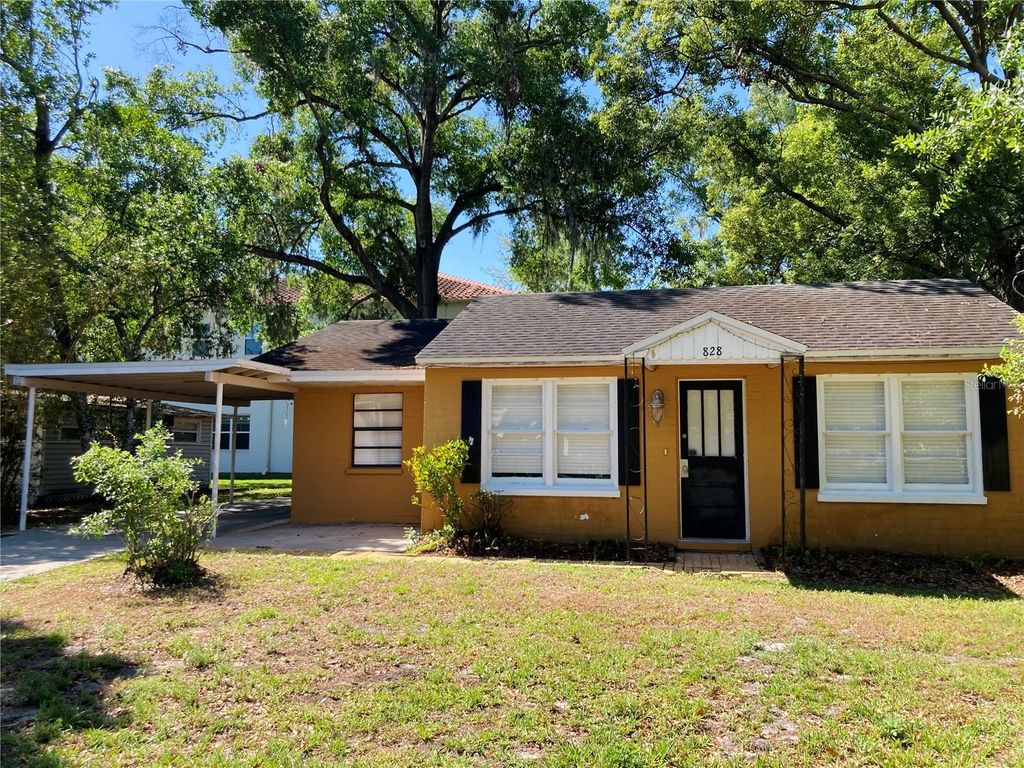 Photo of 828 Shady Lane Drive, Orlando, FL 32804 (MLS # O6402818)