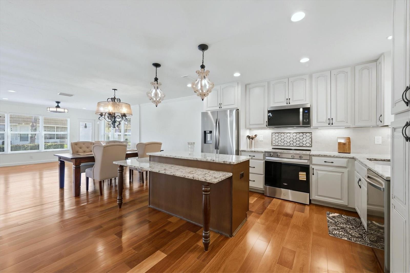 STRATHMORE RIVERSIDE I - Residential