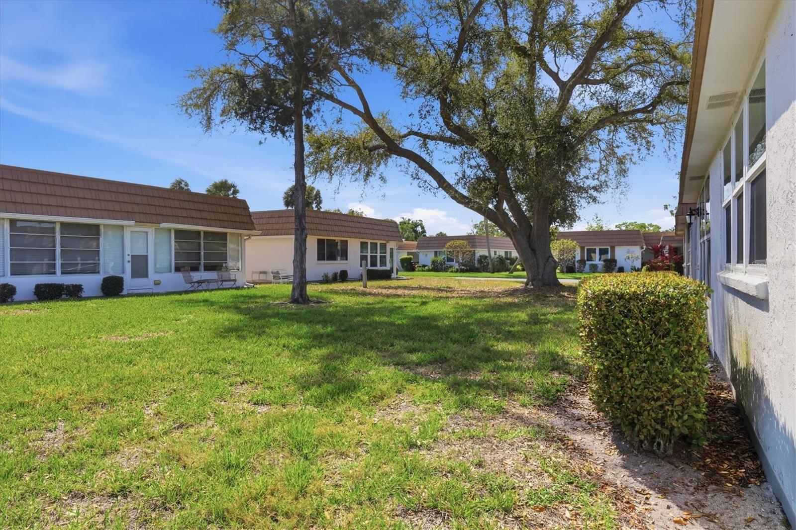 STRATHMORE RIVERSIDE I - Residential