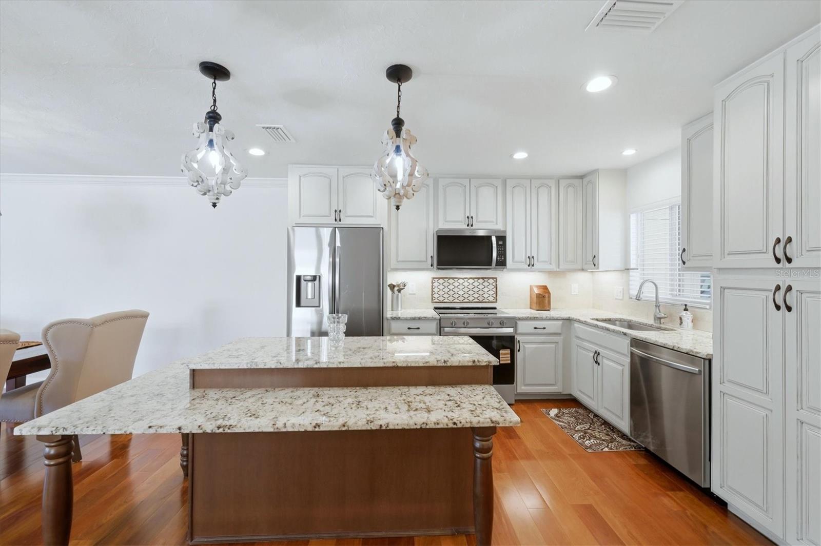 STRATHMORE RIVERSIDE I - Residential