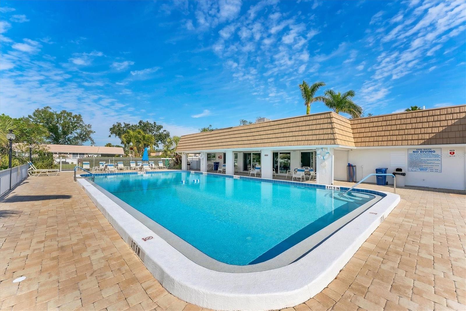 STRATHMORE RIVERSIDE I - Residential