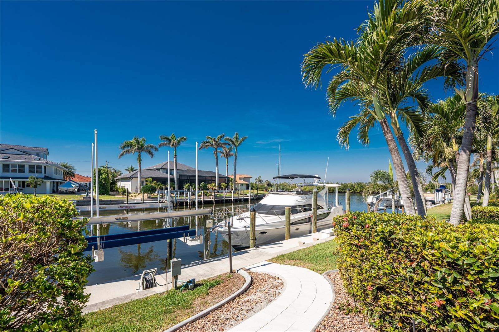 PUNTA GORDA ISLES SEC 12 - Residential