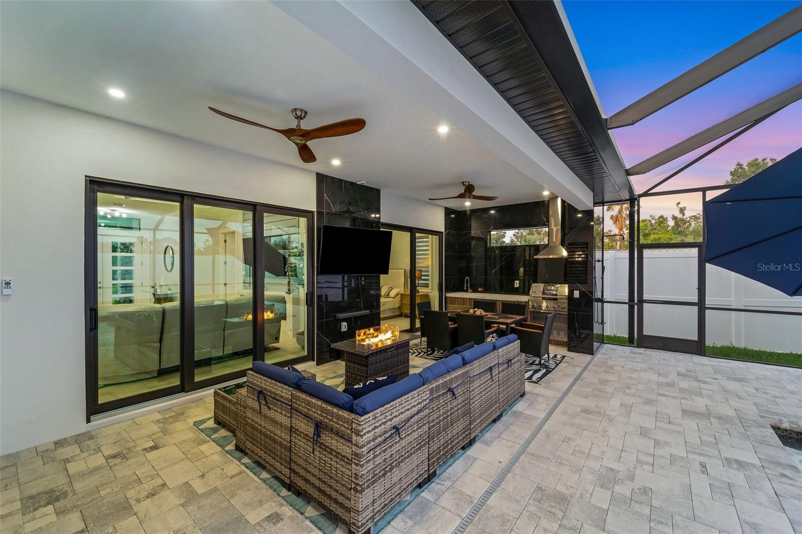 VENICE BY-WAY - Residential