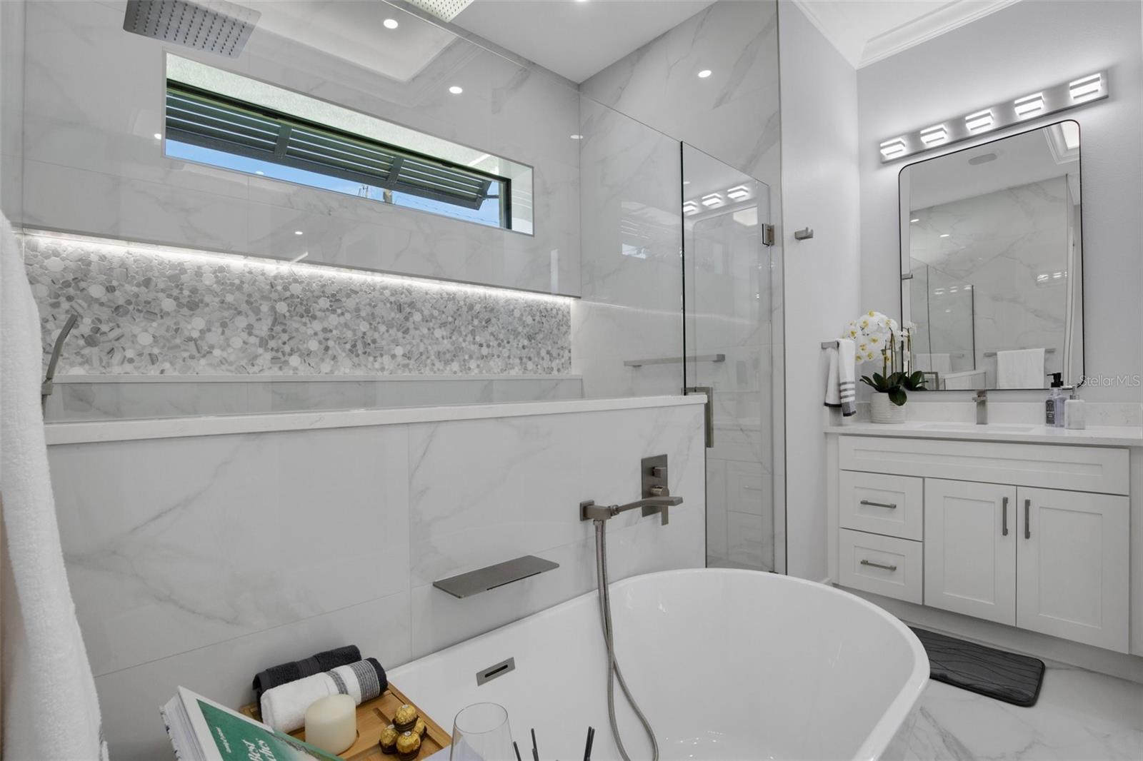 VENICE BY-WAY - Residential