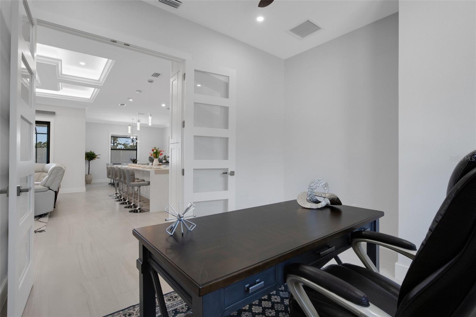VENICE BY-WAY - Residential