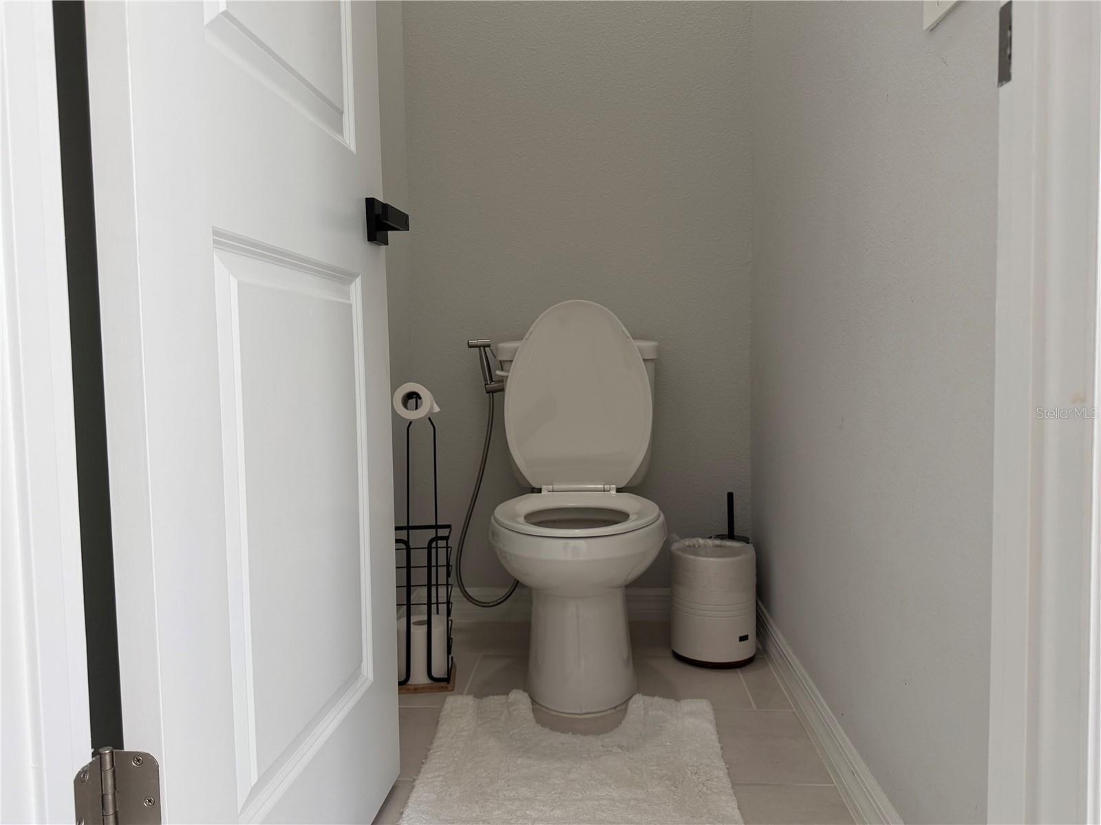 CRESTVIEW - Residential Lease