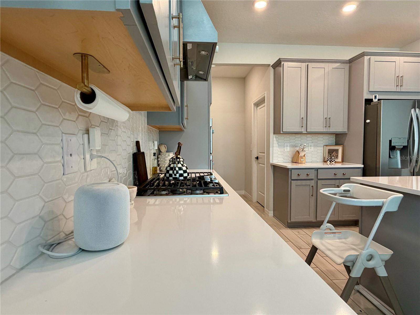 CRESTVIEW - Residential Lease