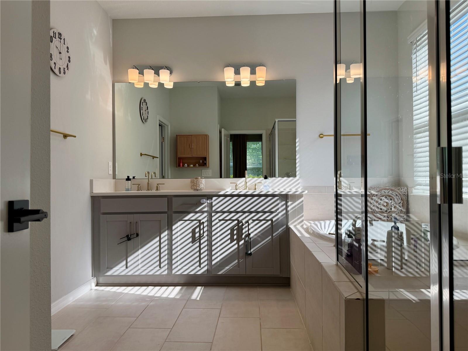 CRESTVIEW - Residential Lease