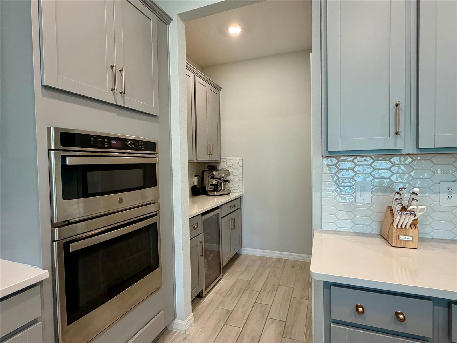 CRESTVIEW - Residential Lease