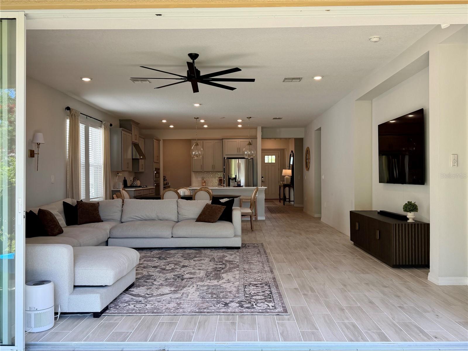 CRESTVIEW - Residential Lease