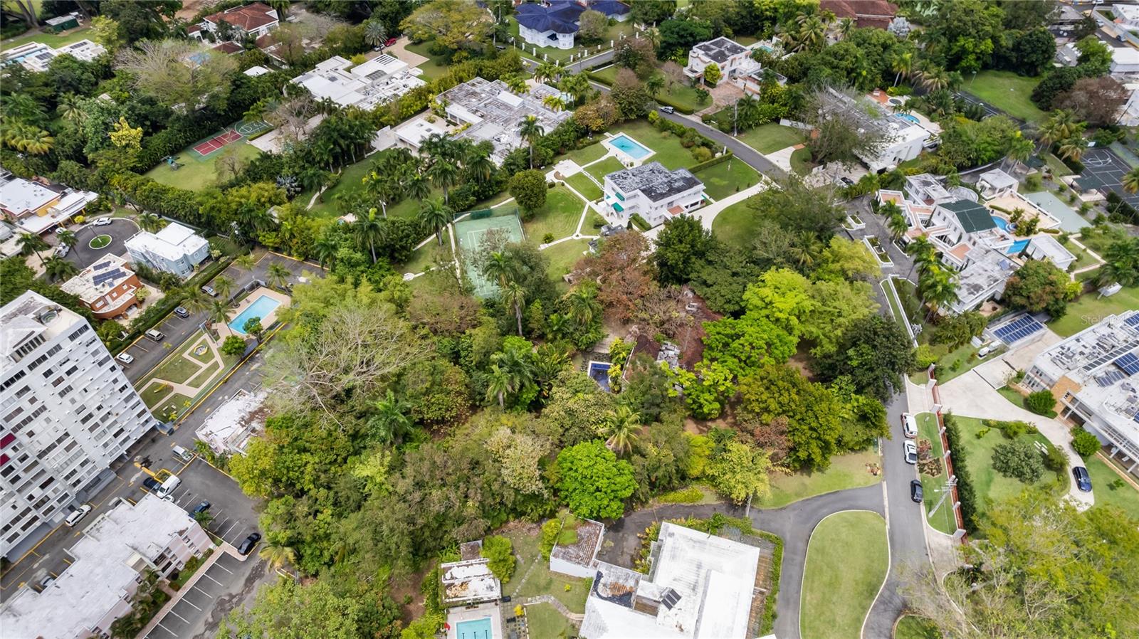 URB. SAN PATRICIO - Residential