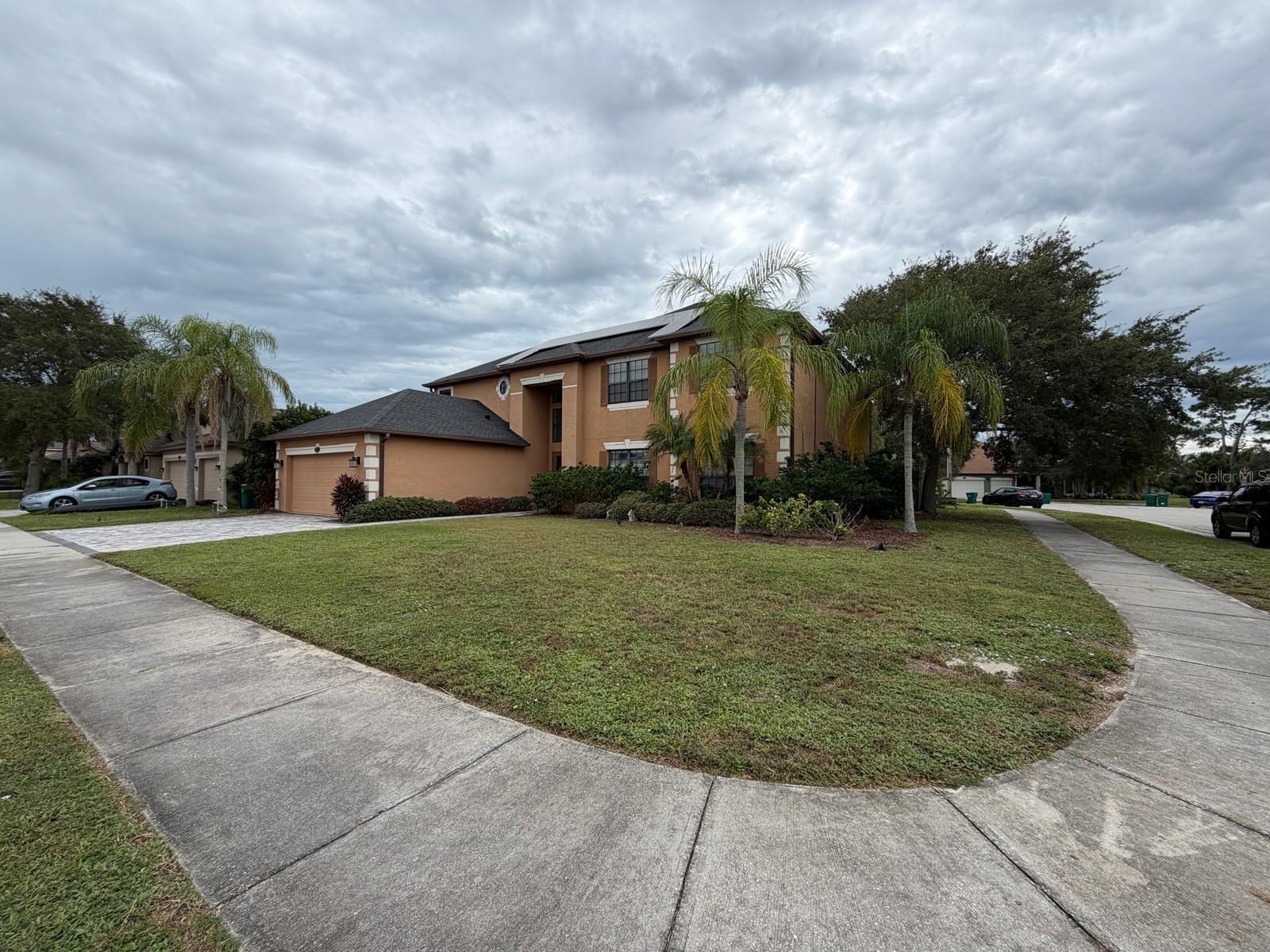 1373 BENT PALM DRIVE