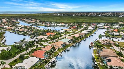 A home in PUNTA GORDA