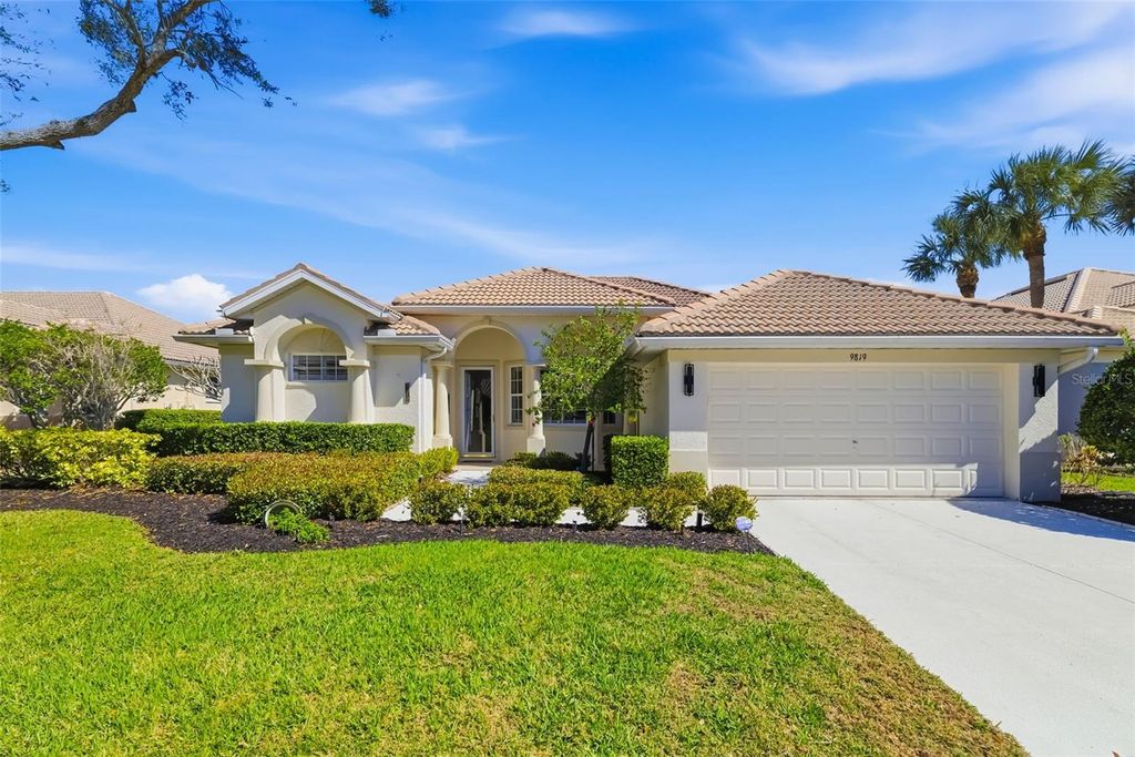 Photo of 9819 Discovery Terrace, Bradenton, FL 34212 (MLS # A4683912)
