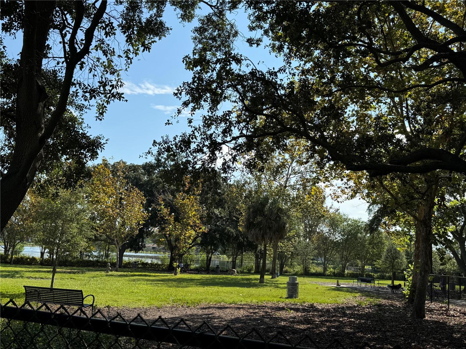 HIGHLAND GROVES - Residential