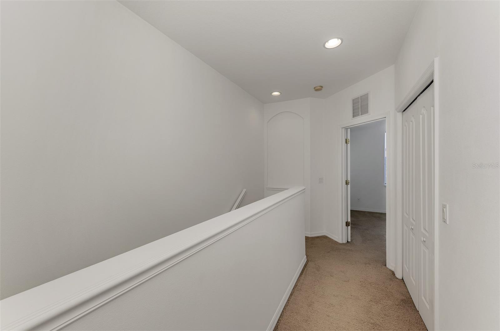 TOWNS AT LAKESIDE - Residential