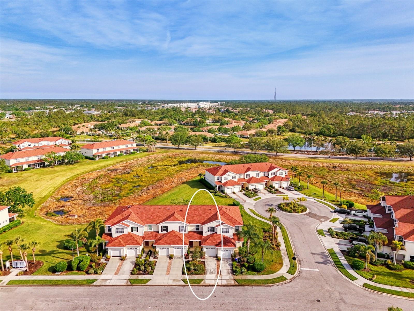 TOWNS AT LAKESIDE - Residential