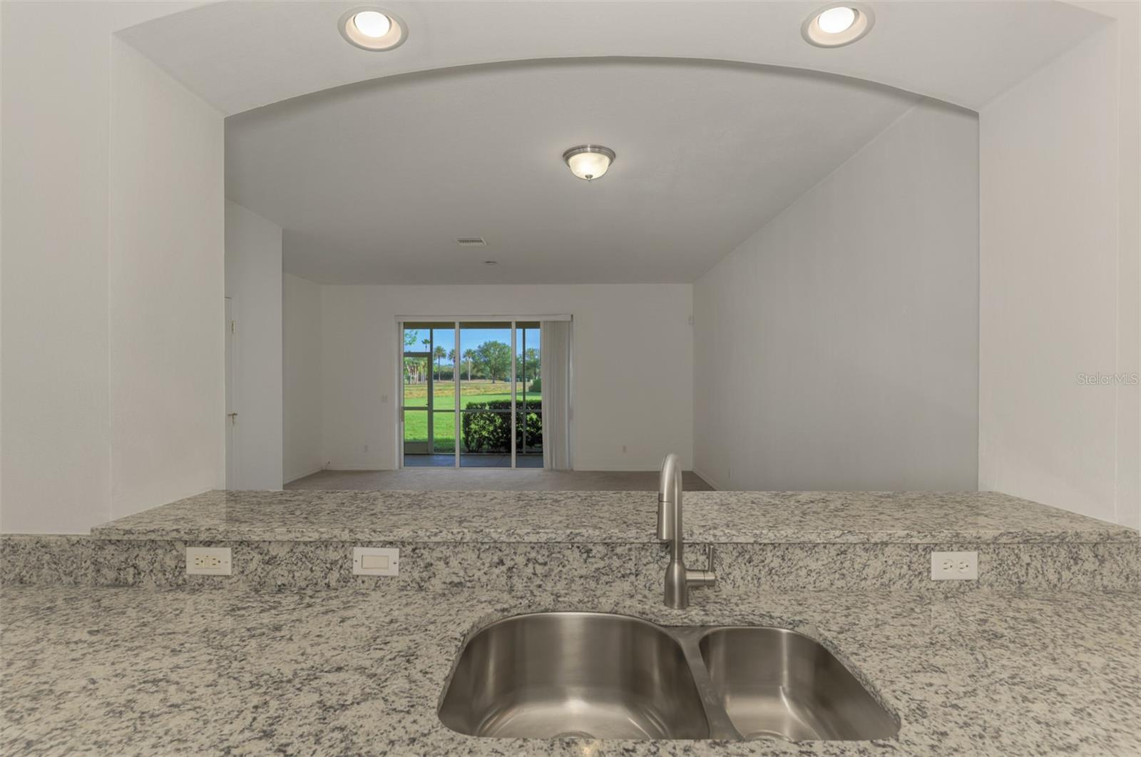 TOWNS AT LAKESIDE - Residential