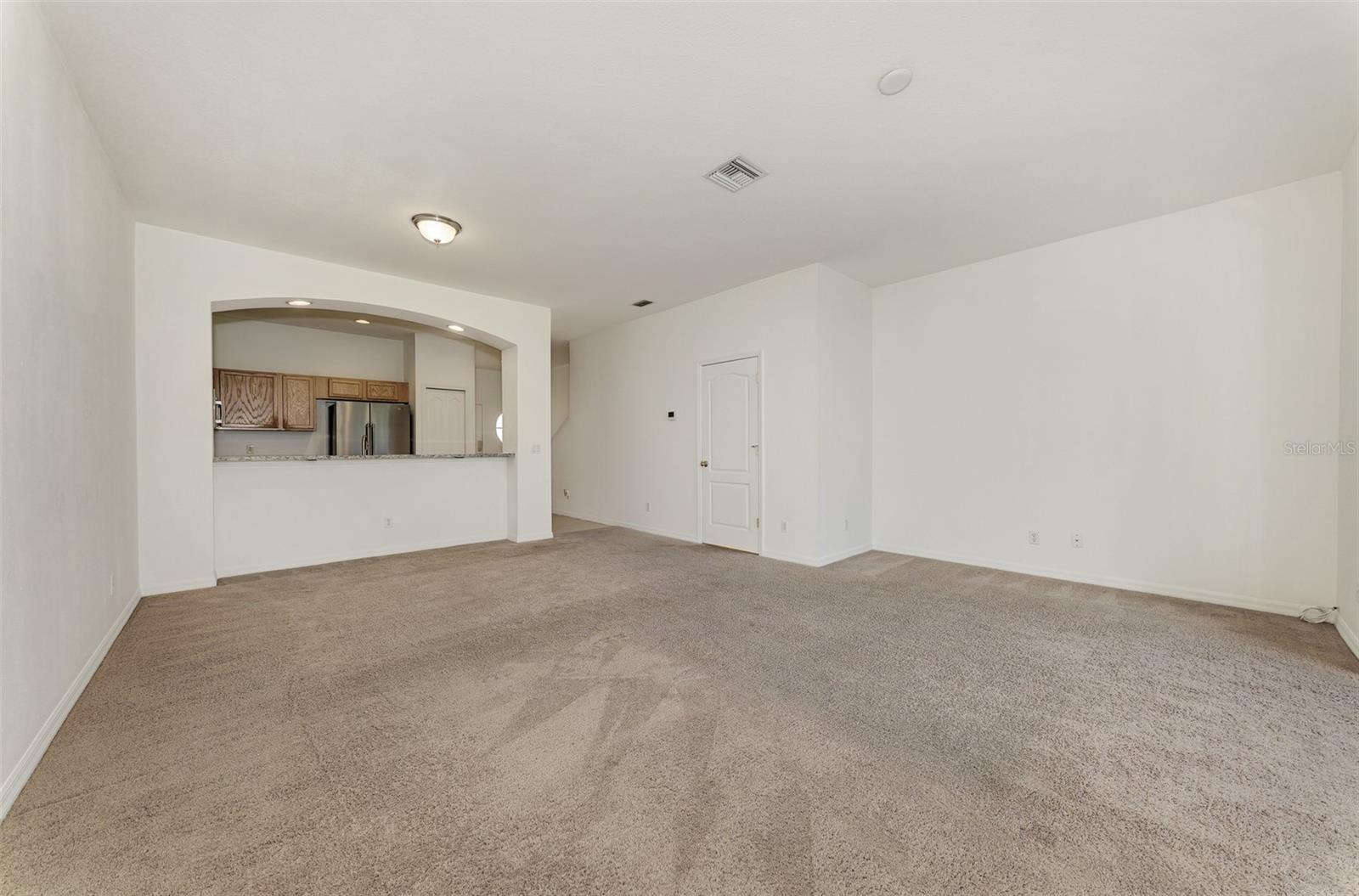 TOWNS AT LAKESIDE - Residential