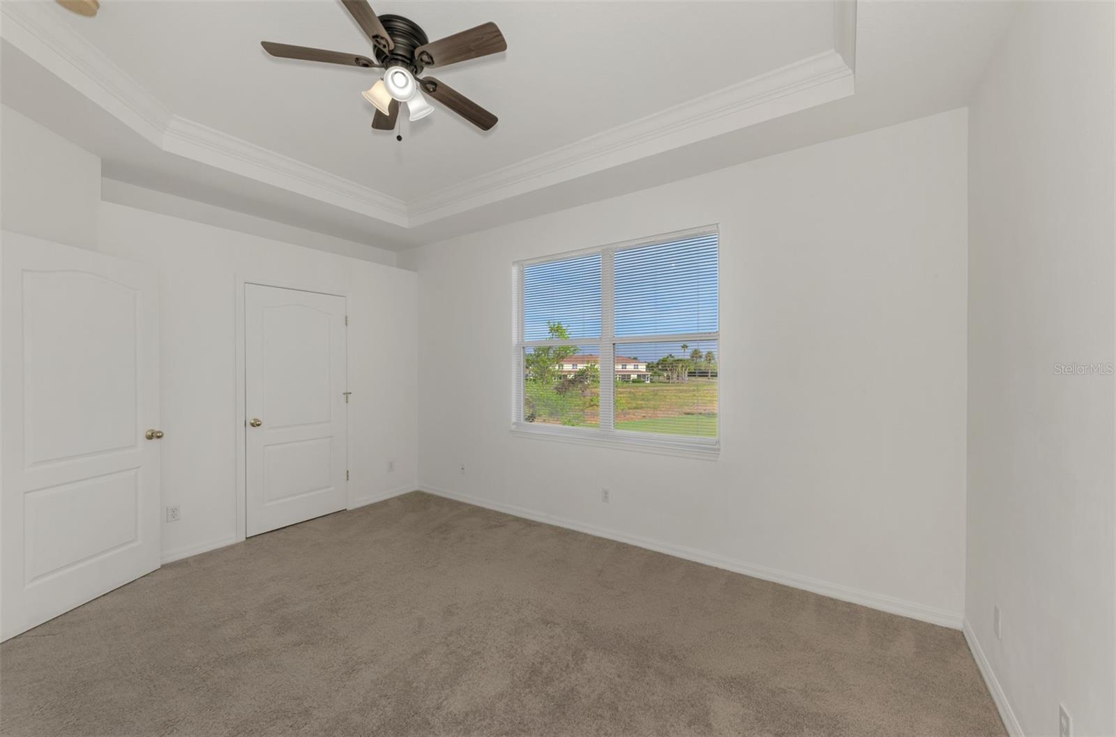 TOWNS AT LAKESIDE - Residential