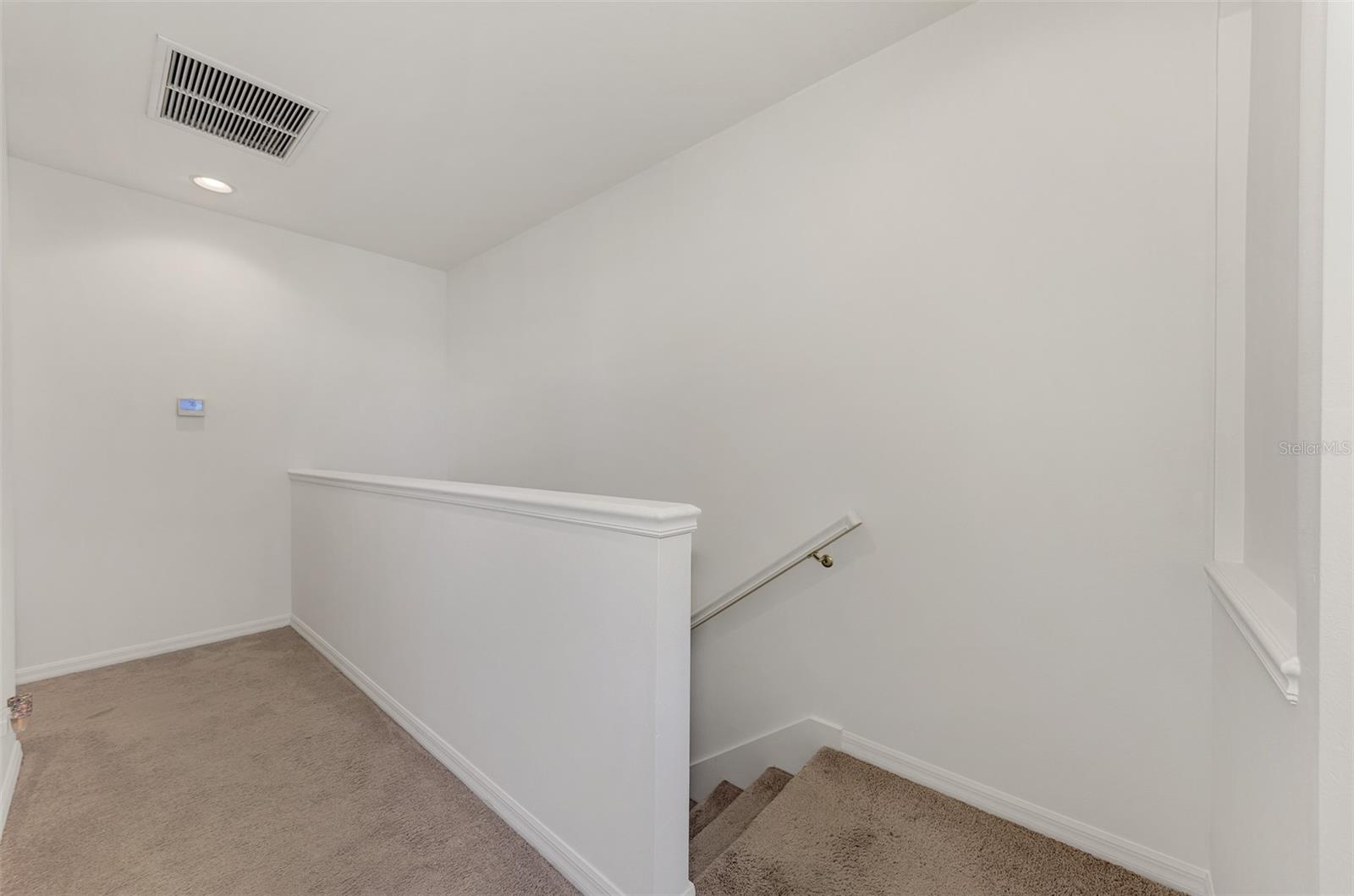 TOWNS AT LAKESIDE - Residential