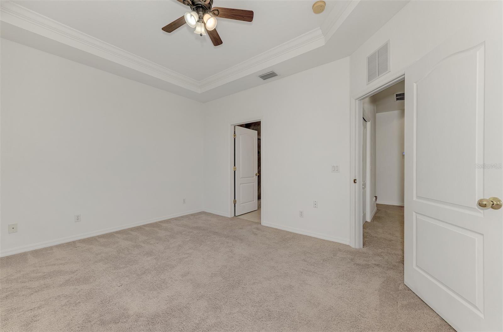 TOWNS AT LAKESIDE - Residential