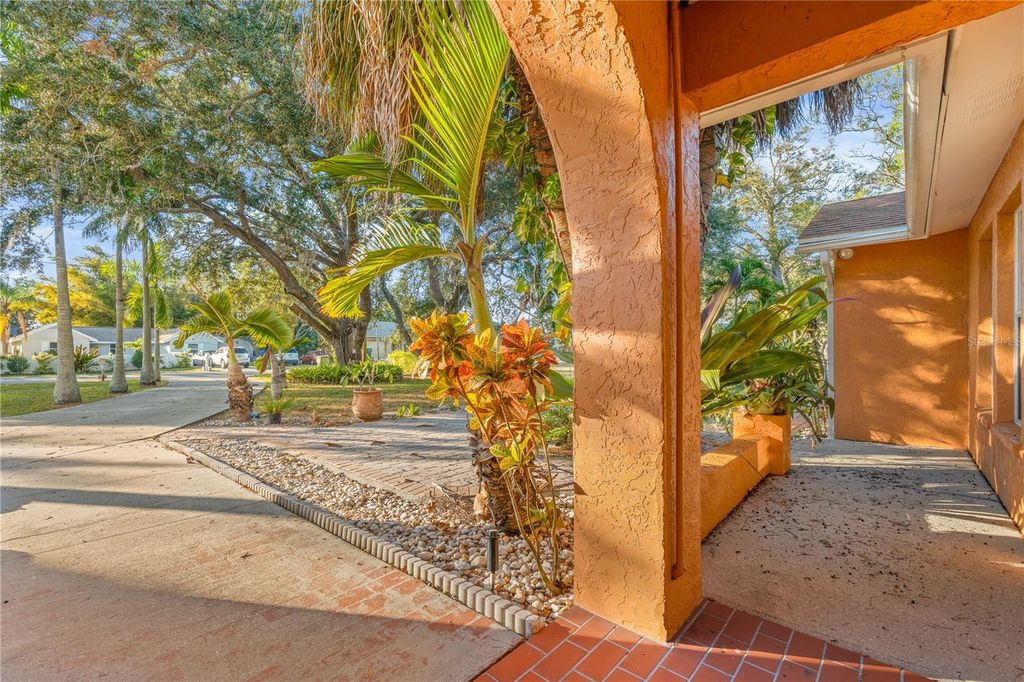 Photo of 619 29th Street E, Bradenton, FL 34208 (MLS # O6375044)