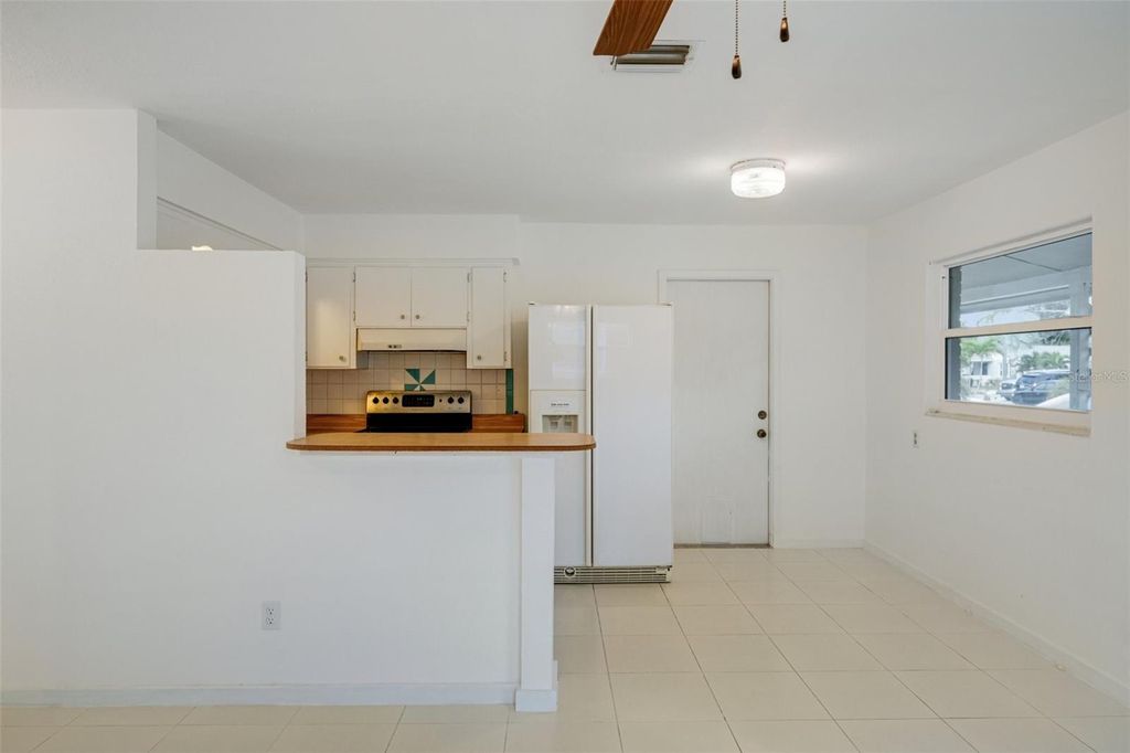 Photo of 8020 25th Avenue N, St Petersburg, FL 33710 (MLS # TB8462141)