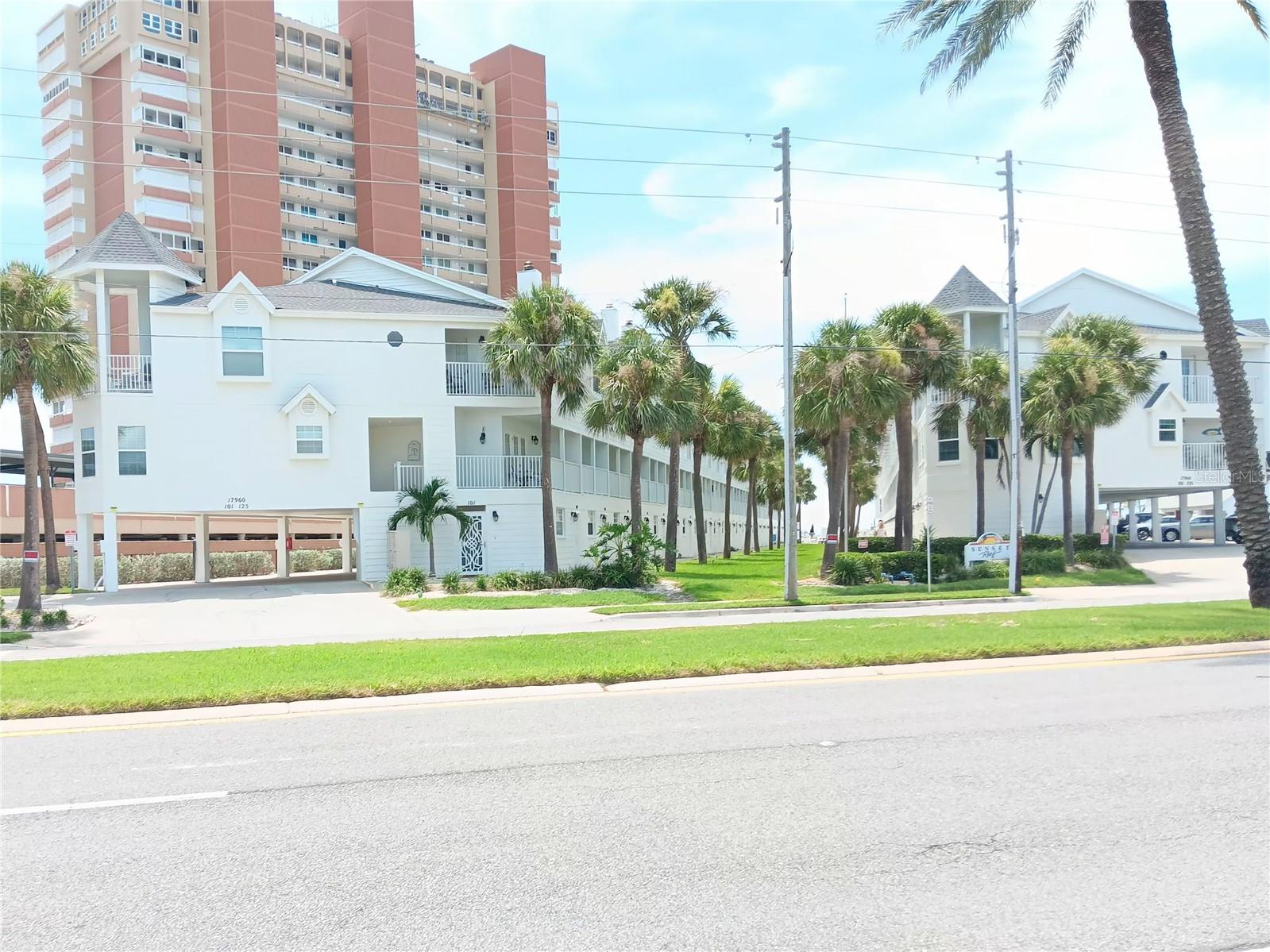 Beautiful gulf beach living. Ready to move in - fully furnished. 2 Bed 2½ Bath townhome with attached garage in the heart of Redington Shores. 2 private balconies overlooking private pool and gulf view. Great investment for your portfolio (30-day minimum rental). Up the street from Johns Pass which offers public boat ramp, boat & jet ski rentals, fishing, many great restaurants, beach shops and nightlife. Well maintained property (Roof replace 2024 and newly painted 2025). All-inclusive HOA for water, sewer, garbage, build & flood Insurance, building maintenance and well-funded reserves.
Don’t miss this opportunity for the good life! Put your feet in the sand, and smile on your face!