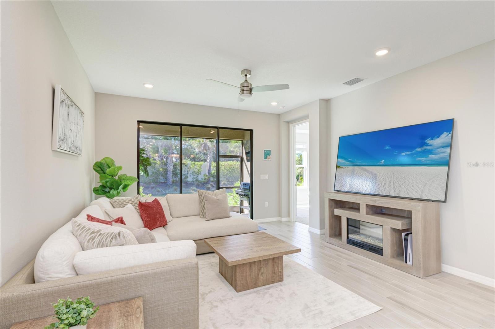 SORRENTO PH II - Residential