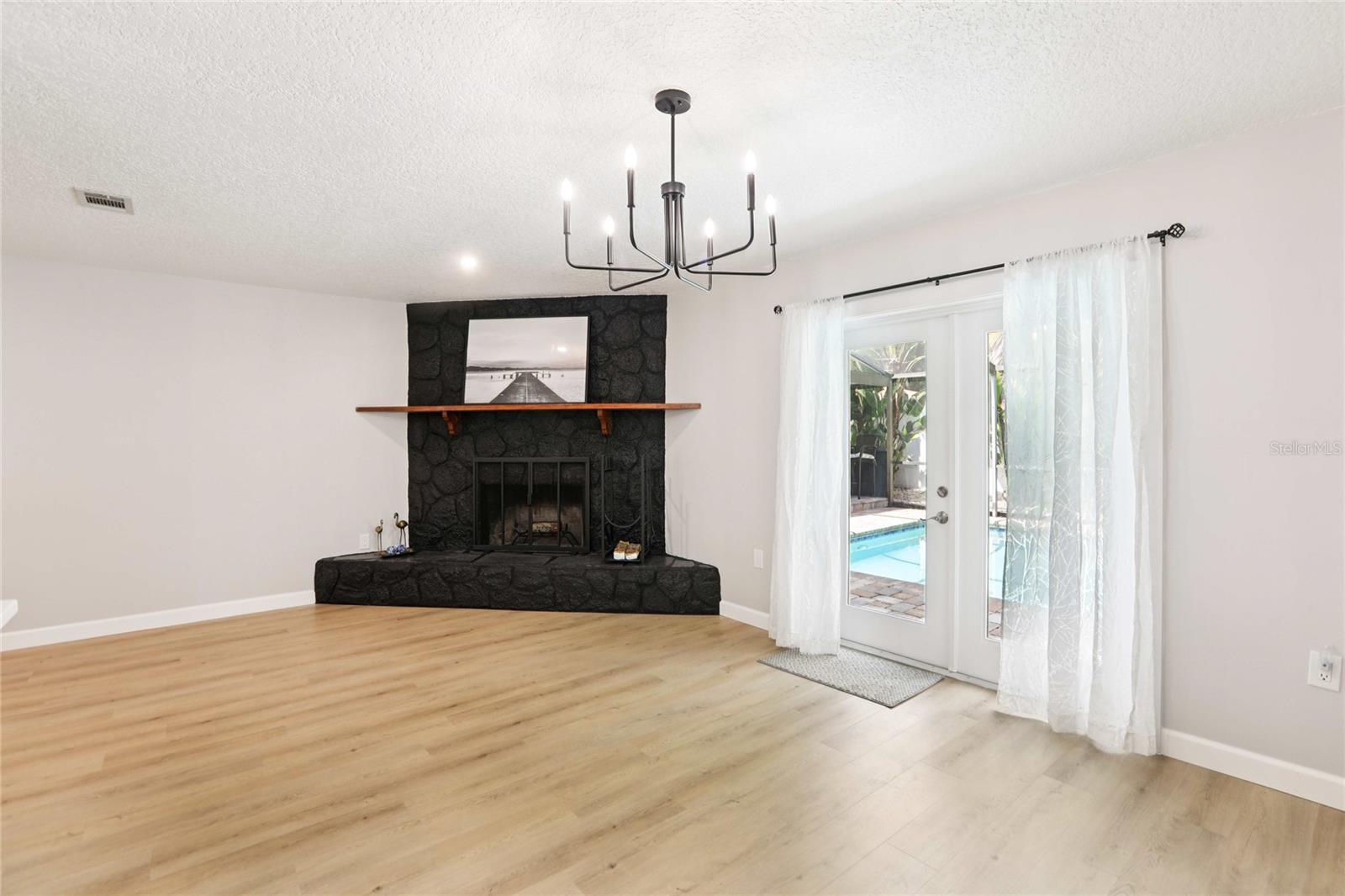 COUNTRY VILLAS - Residential