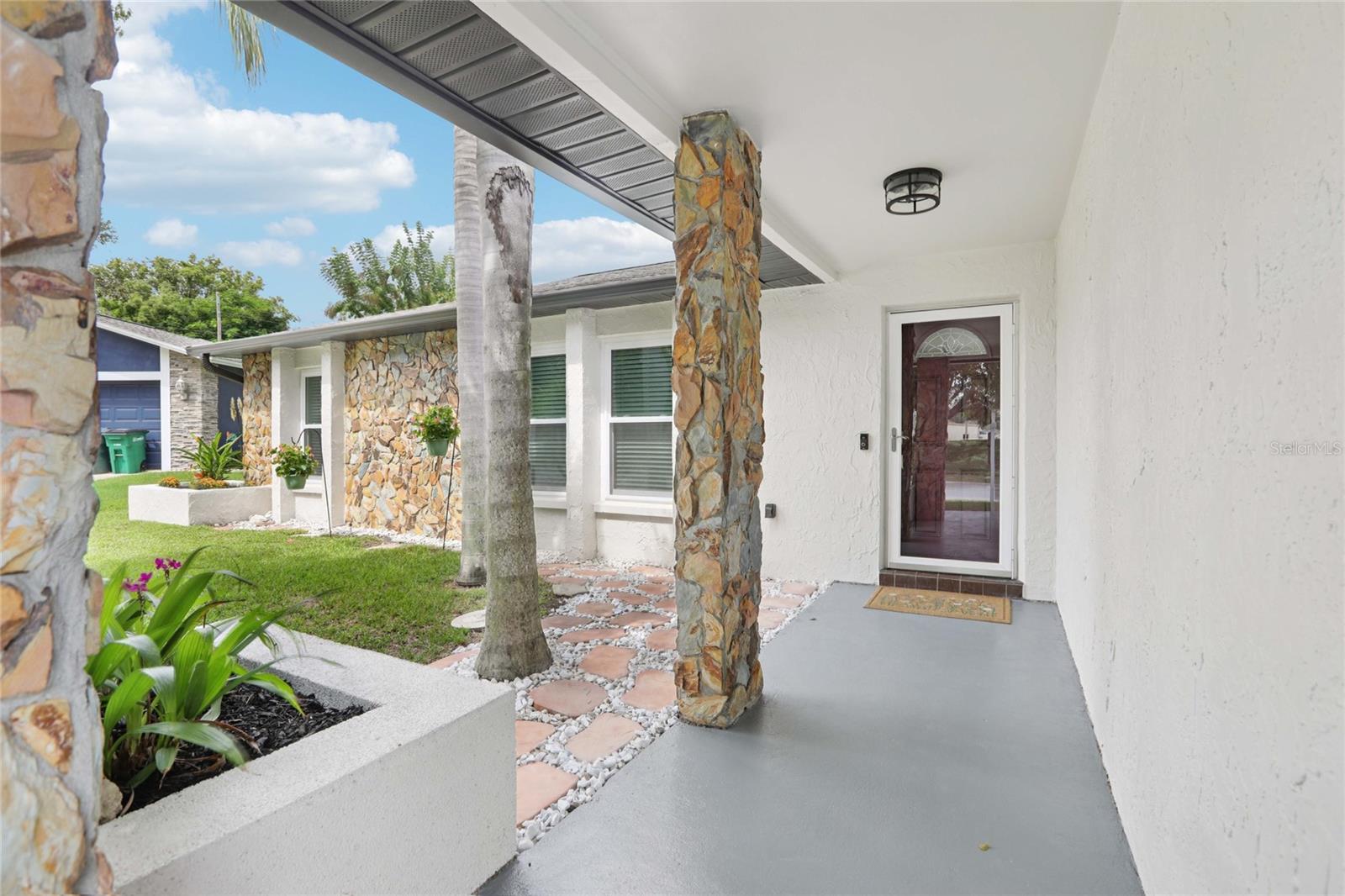 COUNTRY VILLAS - Residential