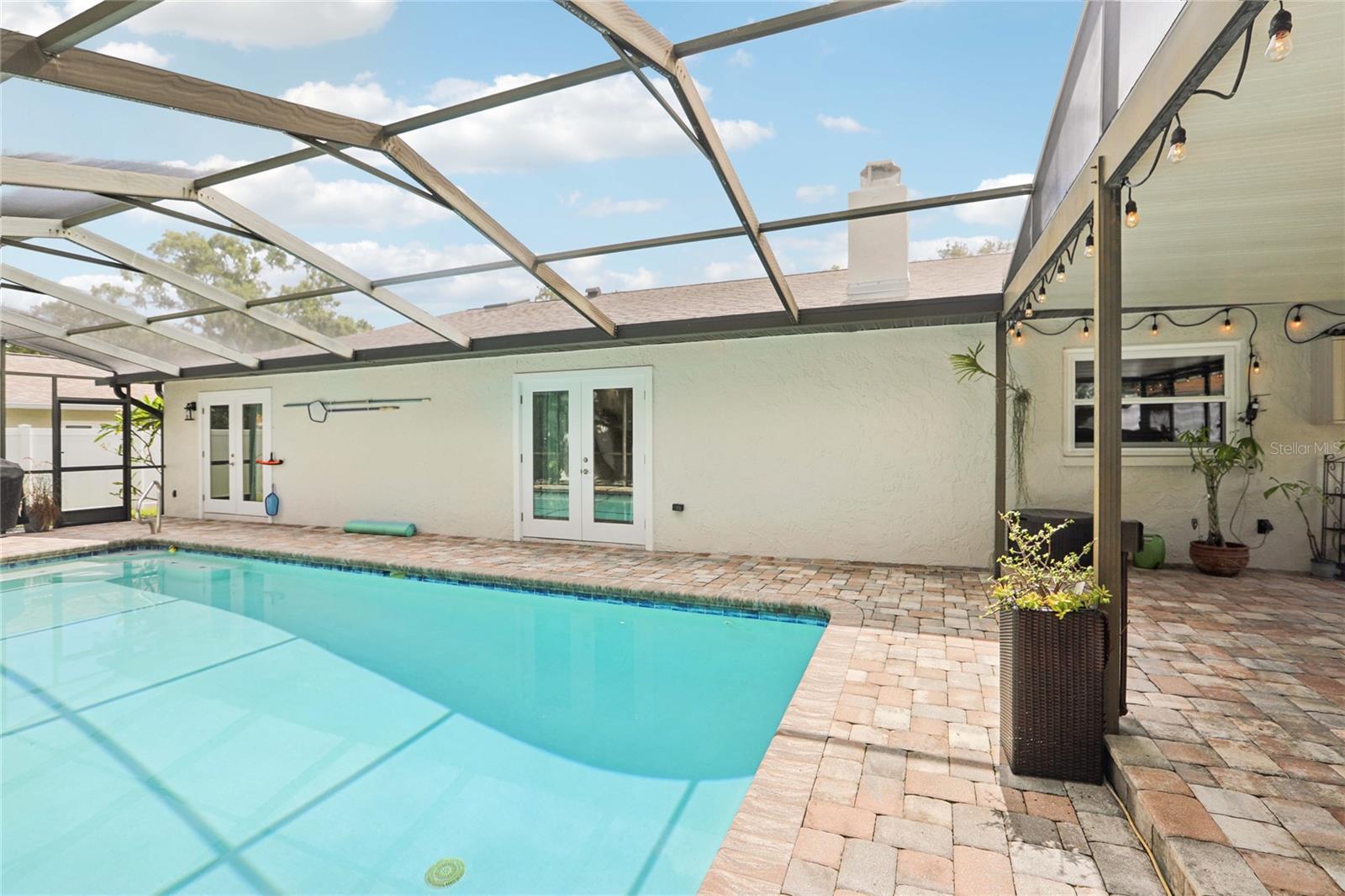 COUNTRY VILLAS - Residential