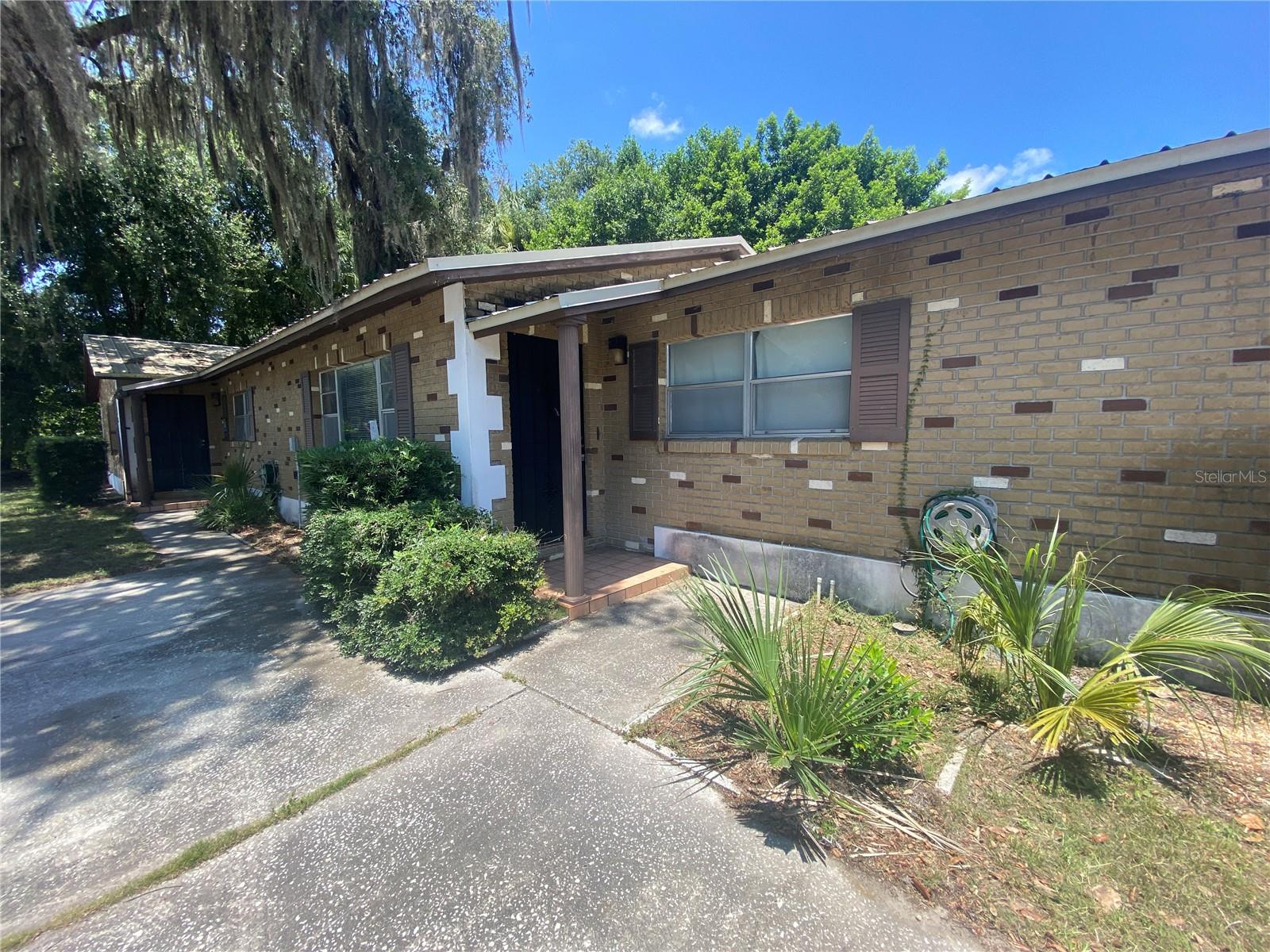 LEESBURG LSBG REALTY COS ADD - Residential Lease