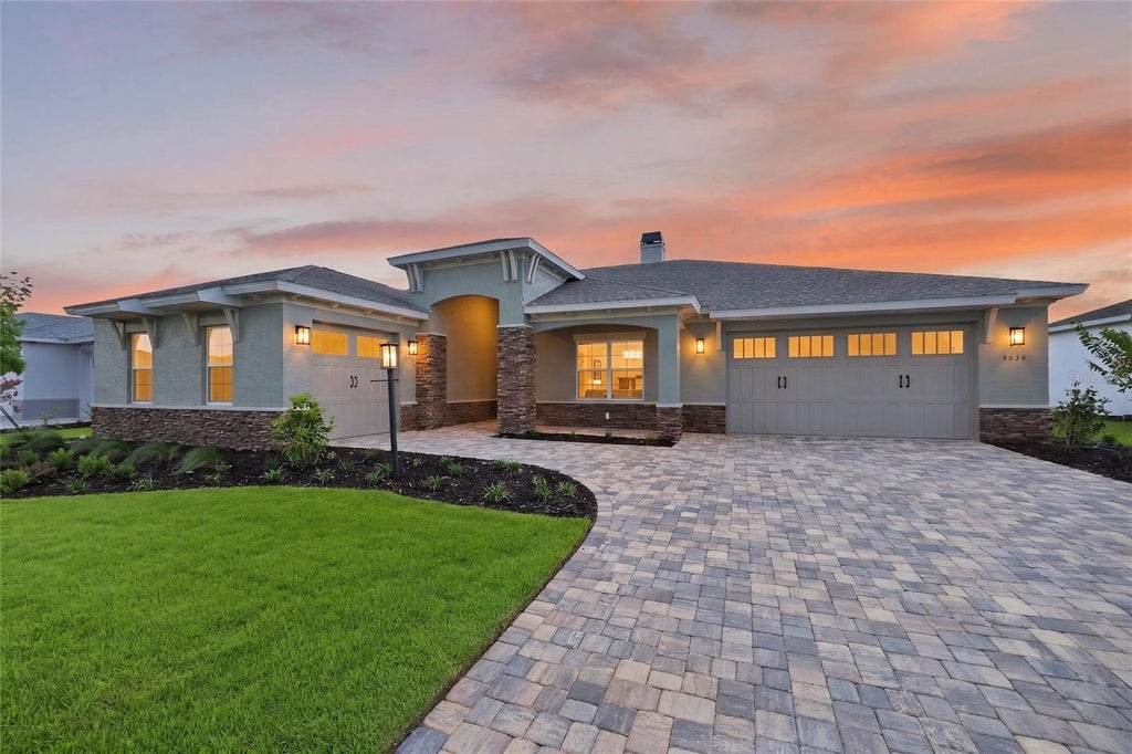 Photo of 8636 SW 99th Circle, Ocala, FL 34481 (MLS # OM733975)