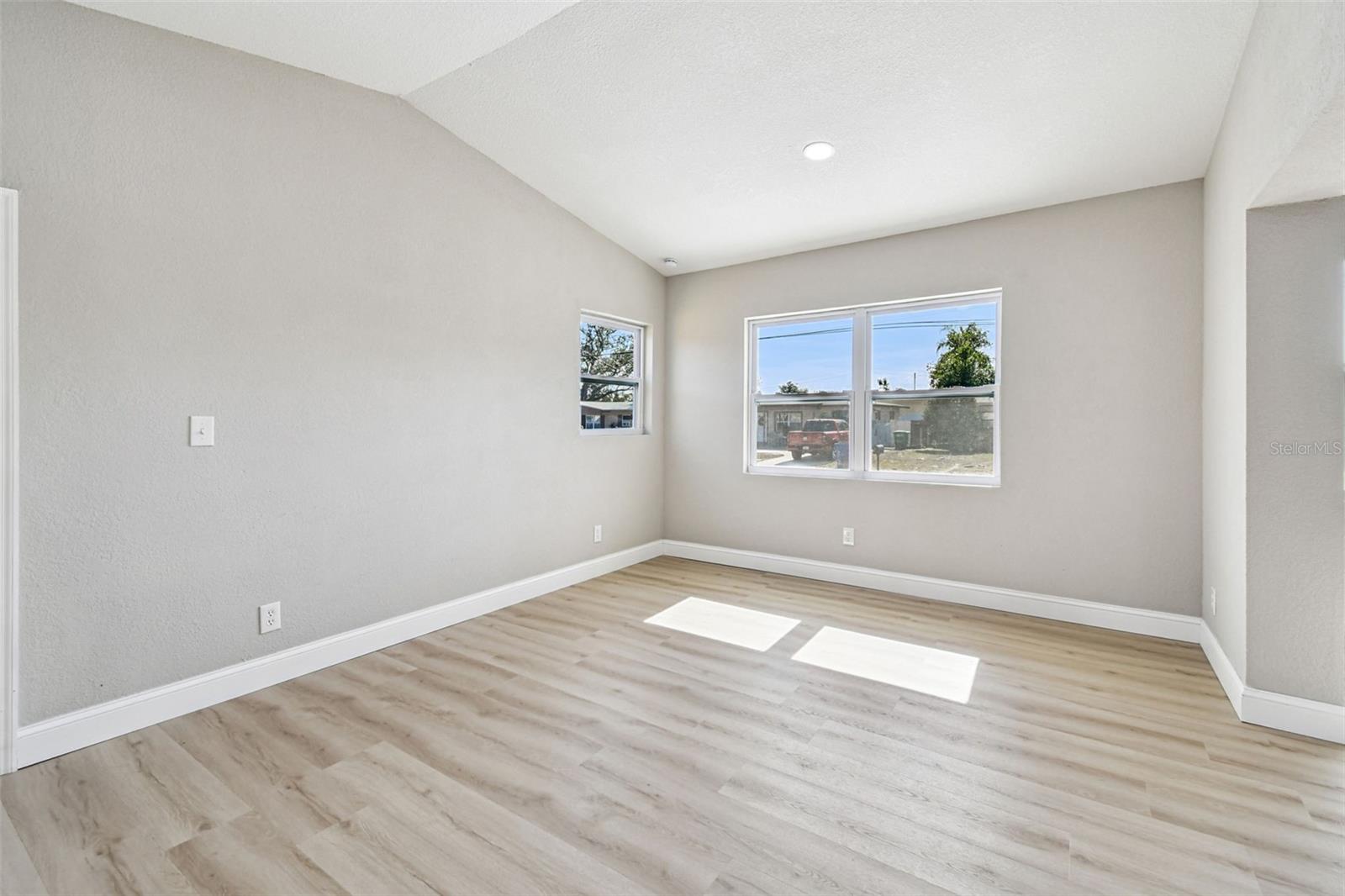 CARROLL CITY CENTER 1ST ADD - Residential