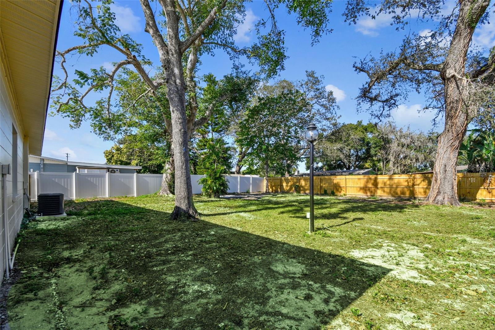 CARROLL CITY CENTER 1ST ADD - Residential