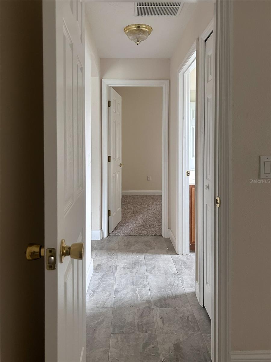 ISLAND POINTE SUB - Residential Lease