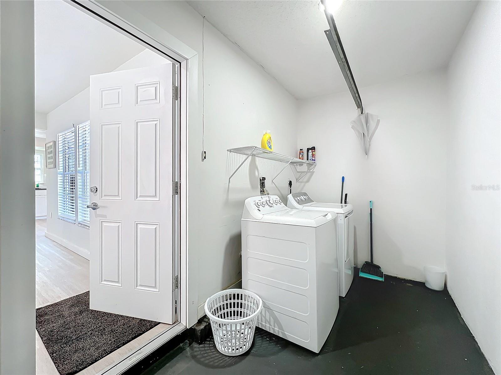 WOODPINE LAKE - Residential