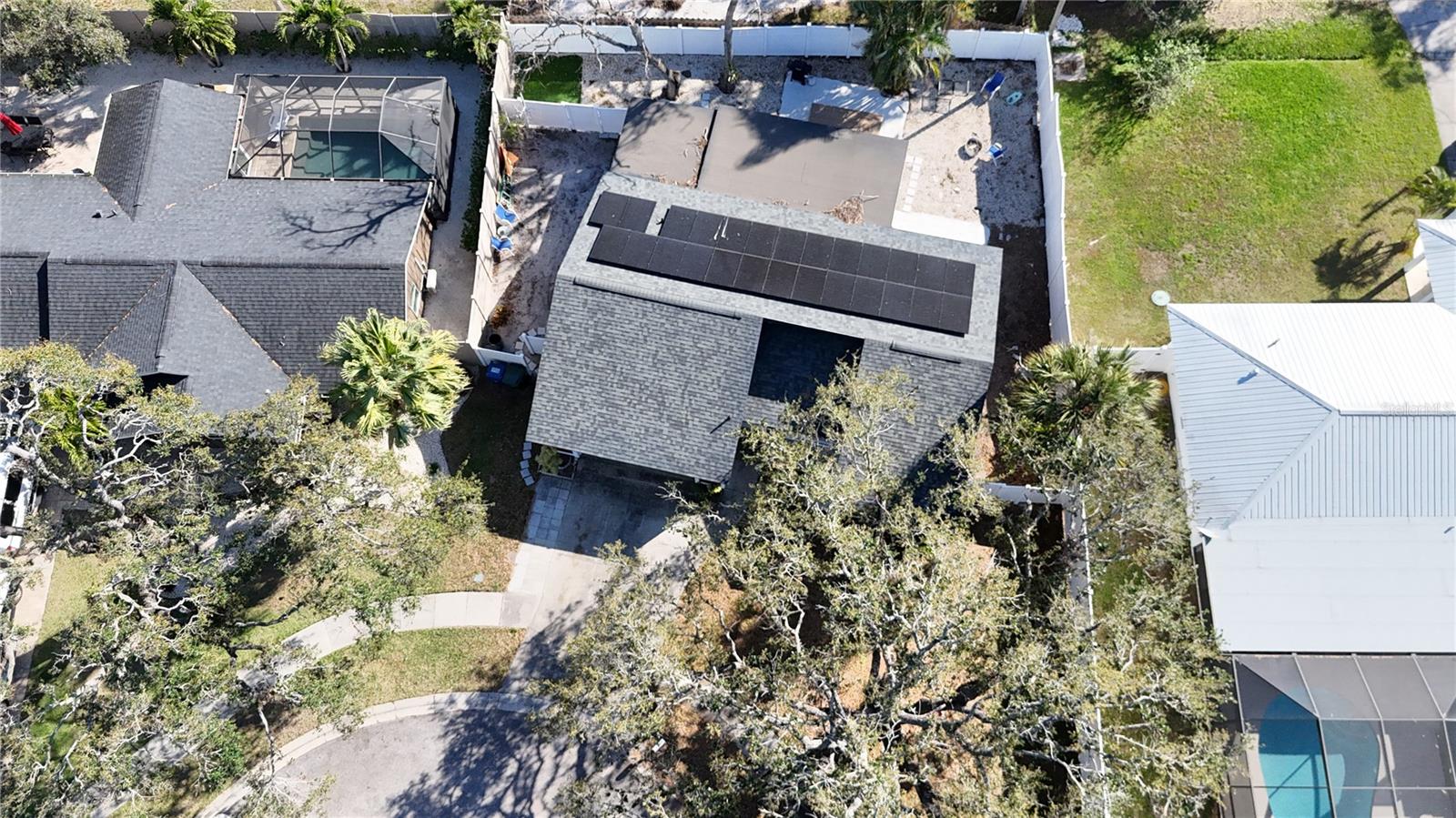 WOODPINE LAKE - Residential