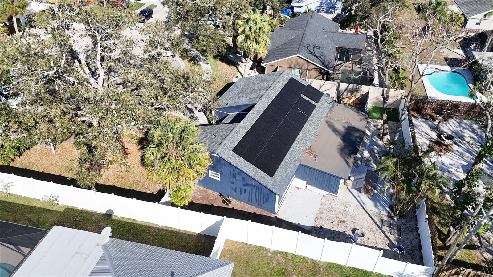 WOODPINE LAKE - Residential