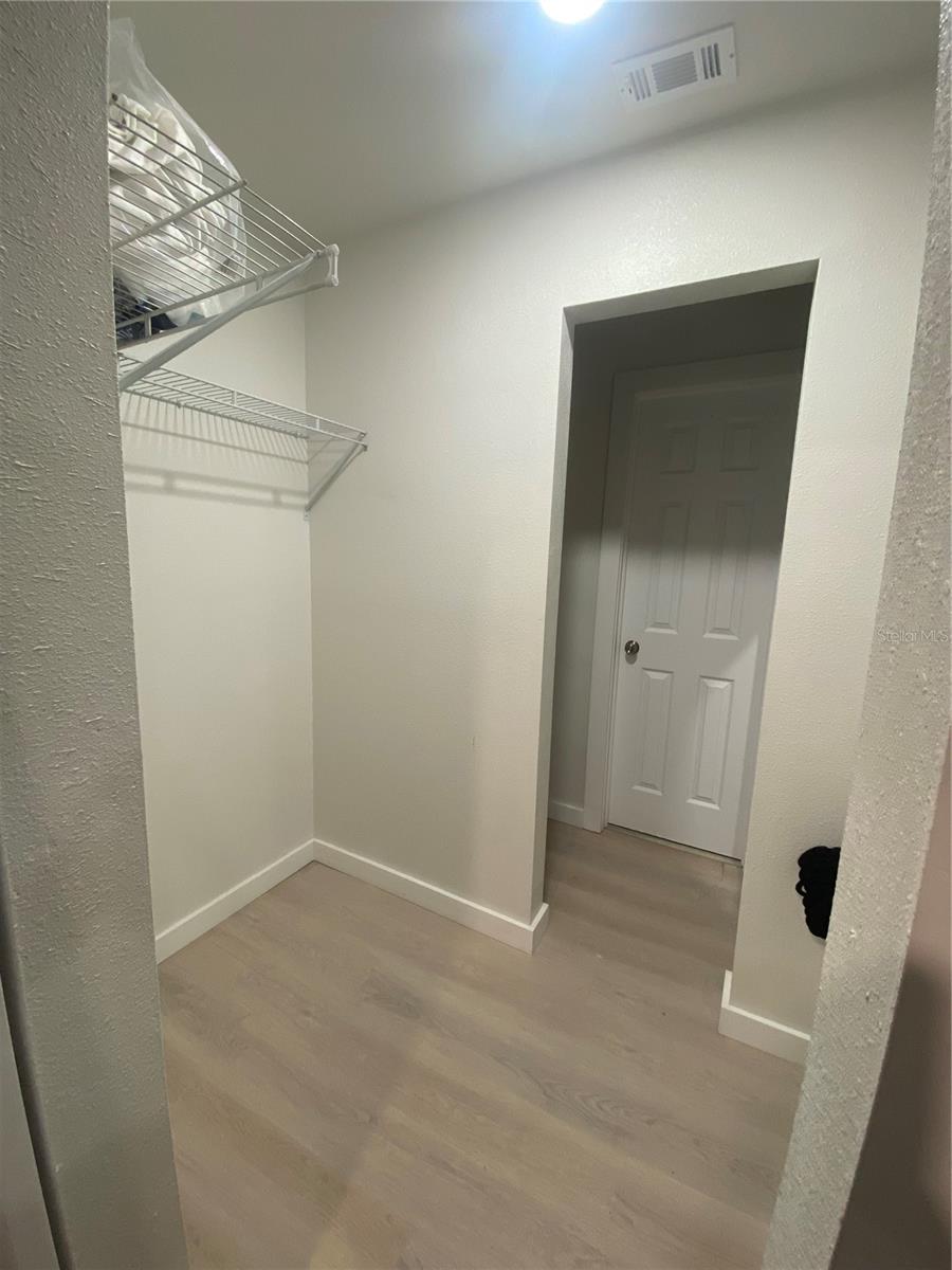 WOODPINE LAKE - Residential