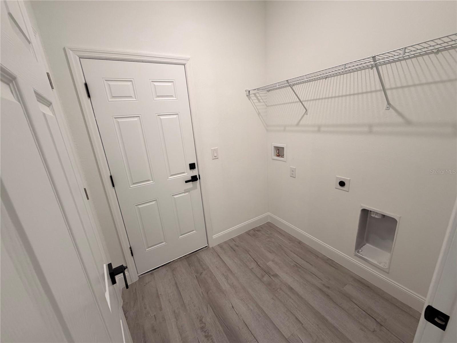 MARION OAKS UN 04 - Residential Lease