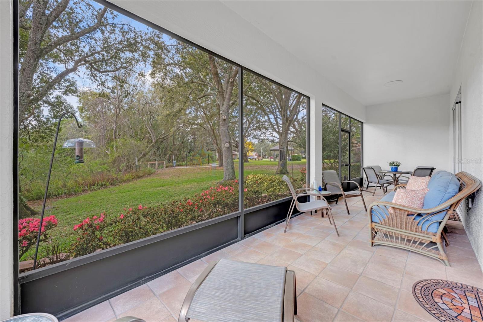 LAKES OF ALOMA - Residential