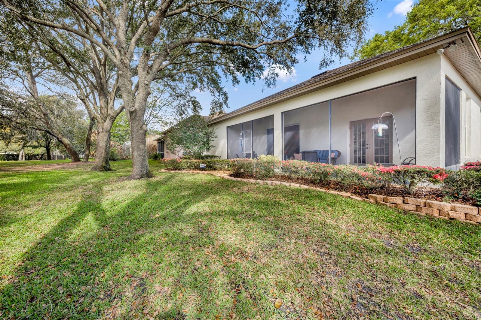 LAKES OF ALOMA - Residential