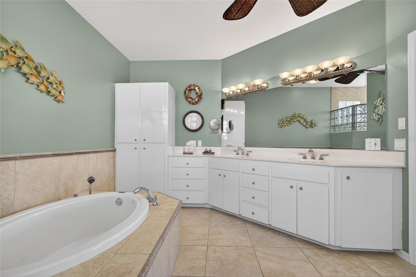 PUNTA GORDA ISLES SEC 15 - Residential