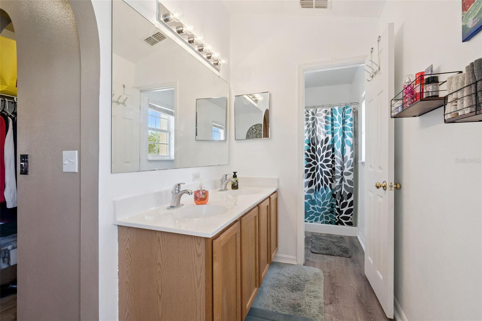 RANDA RIDGE PH 03 - Residential