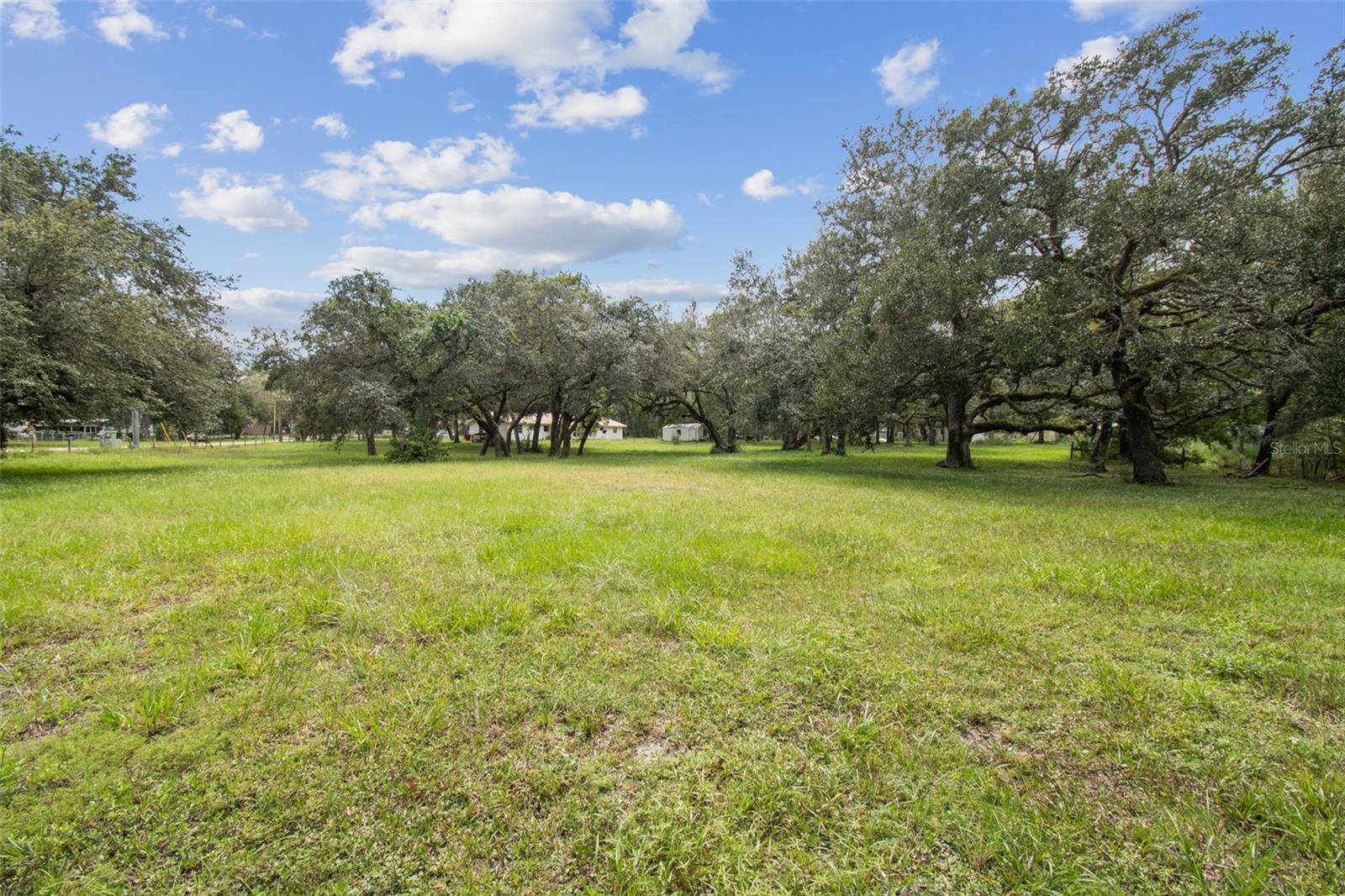 CROOM A COOCHEE ESTATES - Residential