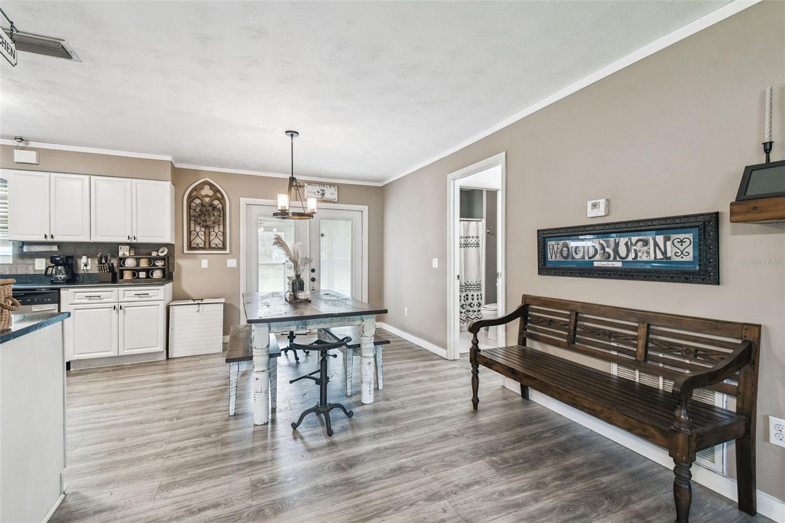 CROOM A COOCHEE ESTATES - Residential